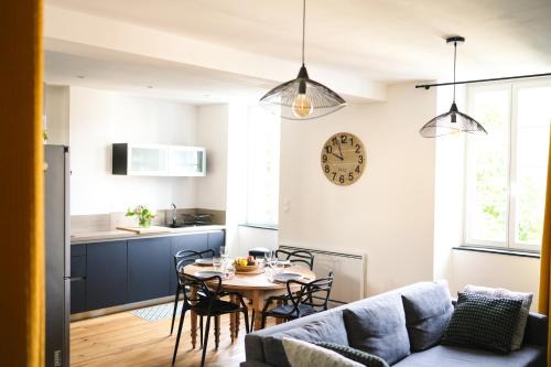 Bagneres-de-Bigorre Apartamento | Grand T3, plein centre