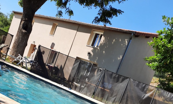 Granges-les-Beaumont Casa | Grande Maison en Campagne