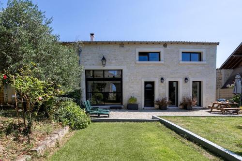 Ranton Casa | Grande maison contemporaine 160 m2 et son jardin privatif de 700 m2 - logement entier