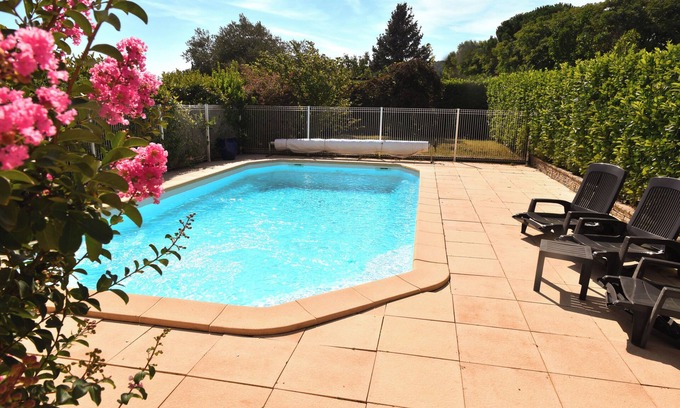 Sauzet Casa | Grande Maison Familiale - Calme Absolu - Espaces Prives - Piscine - Spa