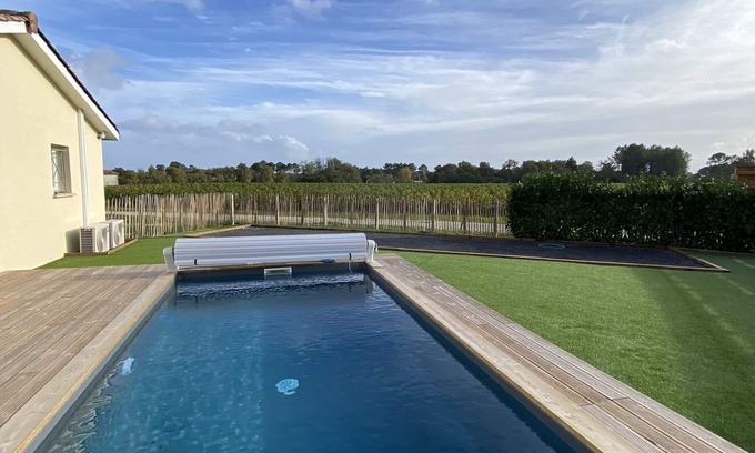 Leognan Casa | Grande Villa Climatisée Avec Piscine au Coeur des Vignes du Pessac-léognan