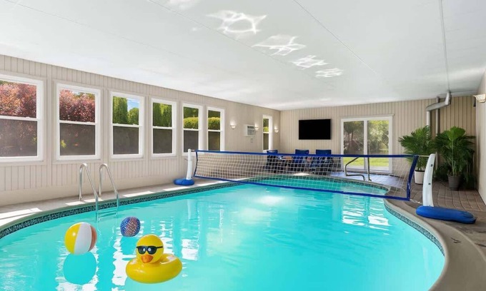 Sterling Heights Casa | Grandma's Family Fun House with Heated Indoor Pool