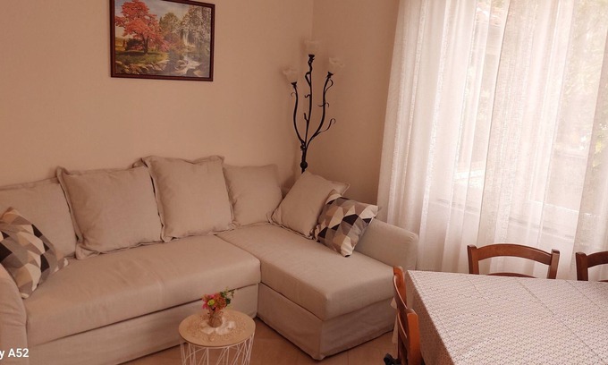 Recco Casa | GRANDPARENTS' HOUSE, GREEN CORNER 5 MINUTES FROM THE SEA
