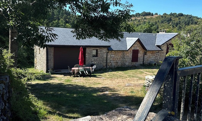 Laval-du-Tarn Otro | Grange aux rougequeues Gîte 1