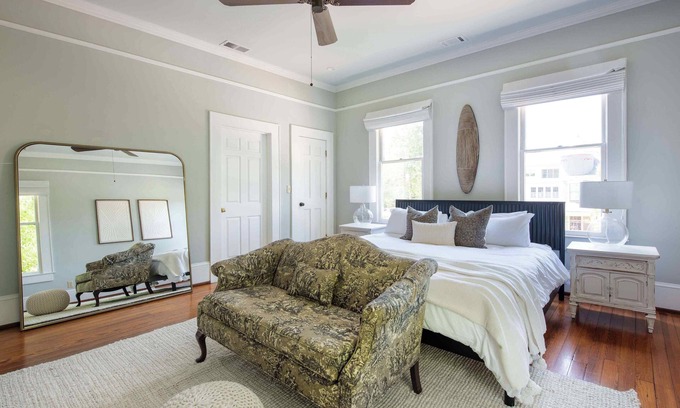 East Side Casa | Grant Grandeur by Minty Living