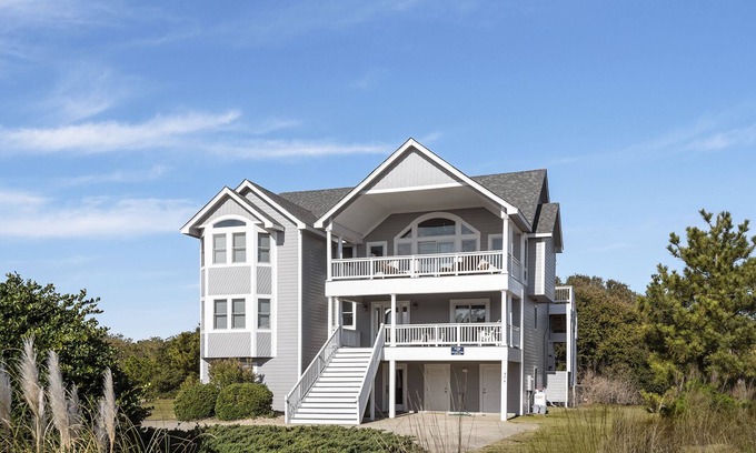 Pine Island Casa | Gratitude: Oceanside with a Private Pool, Hot Tub, Game Room, Golf Discounts