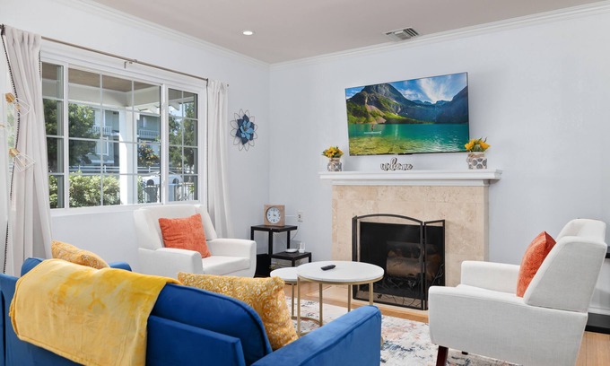 Mid Central Casa | ★GRATYFYING ABODE 3B2B WITH QUEEN BEDS★