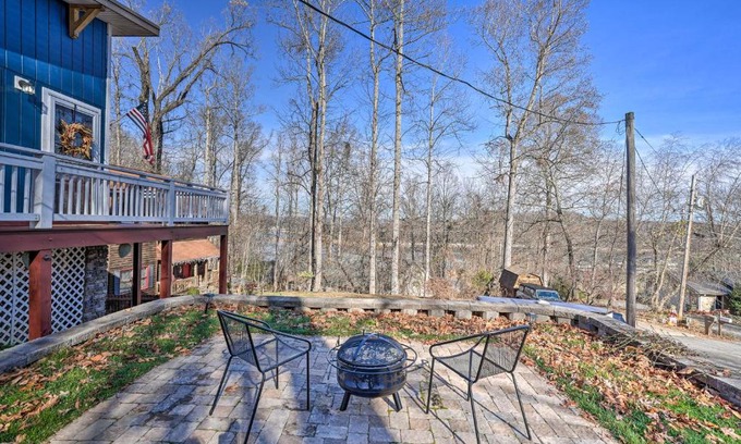 Oak Grove Casa | Gray Home with View of Boone Lake and Fire Pit!