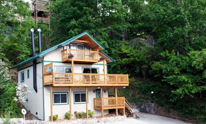 Chalet Village Cabina | Gran cabaña, excelentes tarifas, excelente ubicación, excelentes vistas de Great Smoky Mtns.