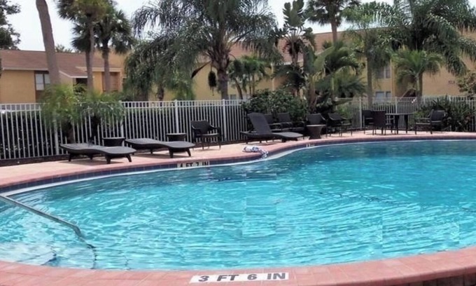 Gulf Gate Estates Condominio | Great Condo Near Siesta Key Beach