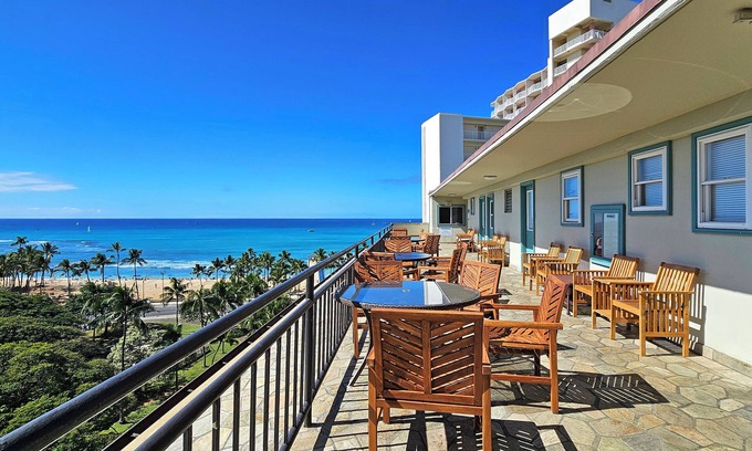 Diamond Head - Kapahulu - St. Louis Apartamento | Great Corner Studio with Diamond Head & Park views, 2 mins walk to Beach!