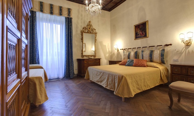 Santo Spirito Apartamento | Gran piso en el corazón de Florencia, a 5 minutos a pie del puente viejo