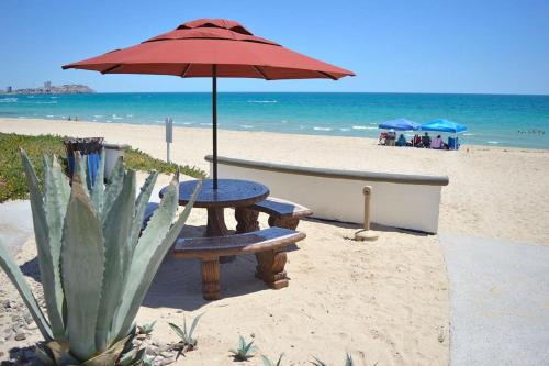 Puerto Penasco Casa | Great for Families 5 Bedroom on Sandy Beach