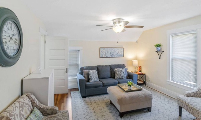 Libertyville Apartamento | Great for families DT Libertyville Near Naval Base