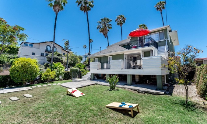 Wilshire Casa | Great for Large Families Near Dwntn Pet Ok