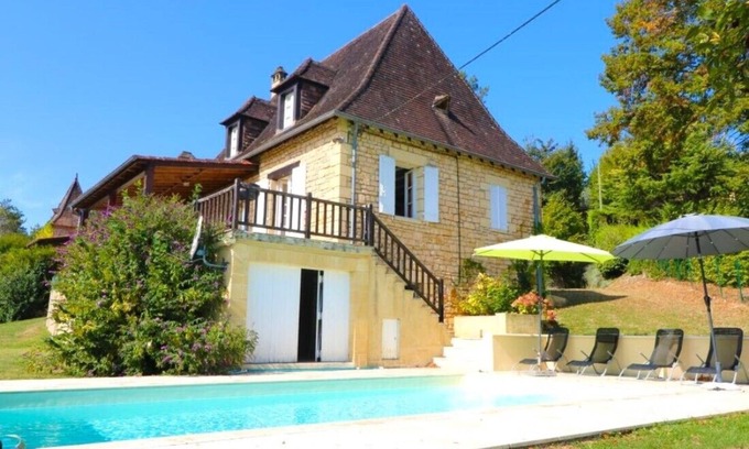 Saint-Cyprien Casa | Great holiday house, private garden&pool, close to medieval village of StCyprien