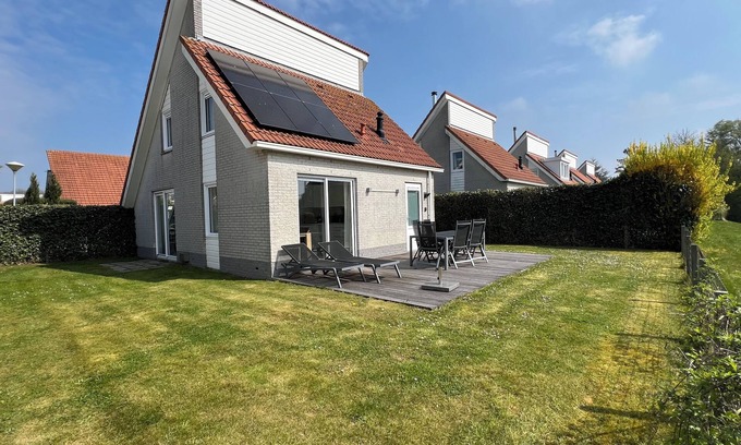 Scharendijke Casa | Gran casa junto al mar para relajarse con sauna y chimenea.
