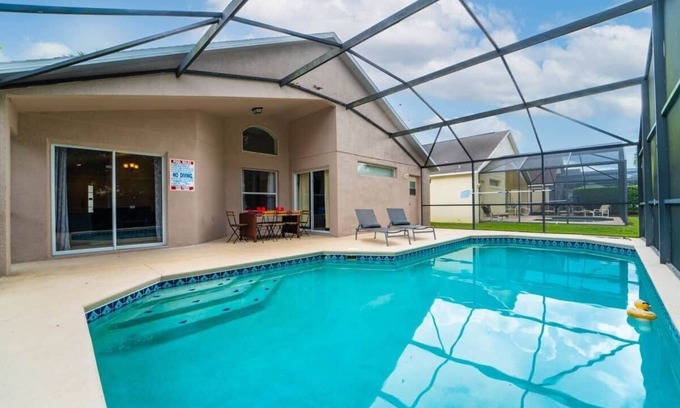 Crystal Cove Casa | Great House with Pool in Disney Area