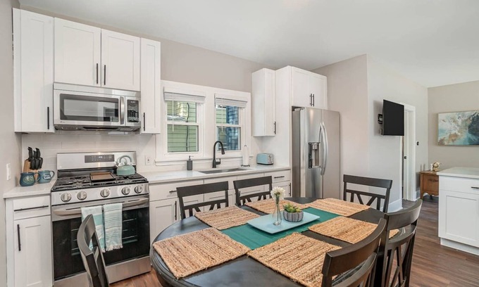 Michigan City Apartamento | Great Lakes Getaway-Lower Unit - Near Outlet Mall