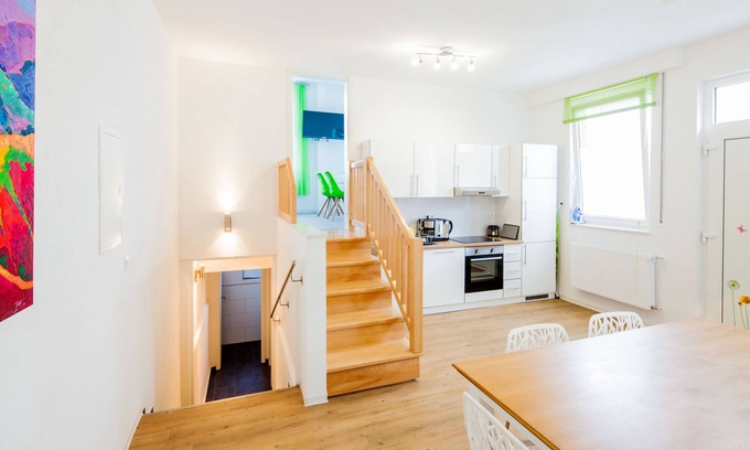 Innenstadt Apartamento | Gran apartamento grande y flexible de 7 habitaciones / 19 camas / 4 baños