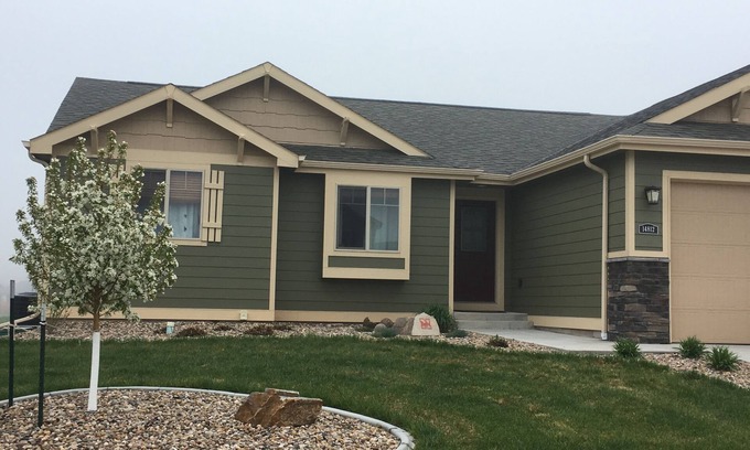 Piedmont Casa | Great location and house with open floor plan