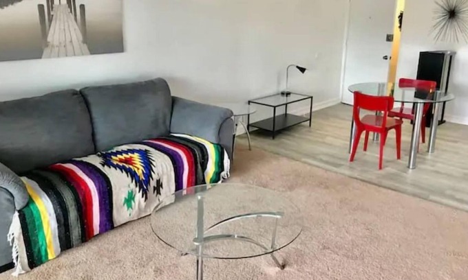 Point Loma Heights Apartamento | Great Location in Ocean Beach