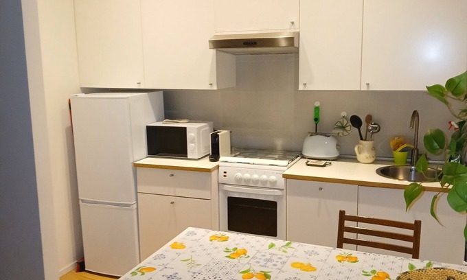 Oltretorrente Apartamento | Great location, quiet, cozy and accessorized, with fast wi-fi.