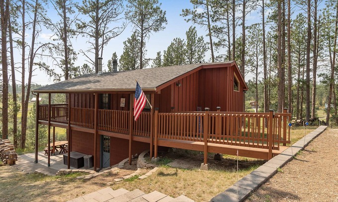 Deadwood Cabina | Great Location off Hwy 385, Secluded, Close to Pactola Reservoir, WIFI