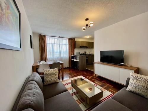 San Juan Apartamento | Great Location Quito Apartments