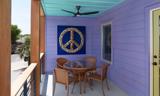 Folly Beach Apartamento | Excelente ubicación, súper lindo y amplio Folly Vacation Apt B