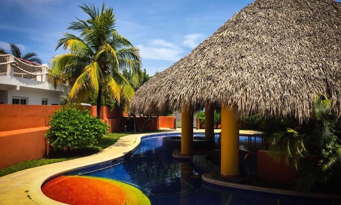 Puerto San Jose Casa | Gran casa frente al mar en Chulamar Guatemala CH011