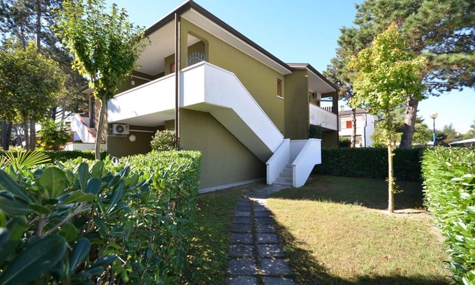 Bibione Apartamento | Gran parada en Bibione en una residencia con piscina de Beahost Rentals
