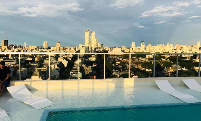 Chacarita Apartamento | Excelente lugar, moderno y cómodo. En la azotea. Piscina