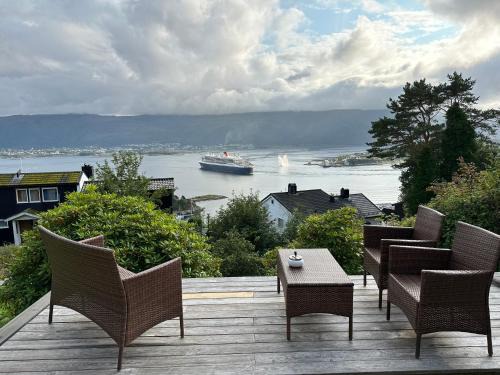 Alesund Apartamento | Great place with view to the mountains and fjord