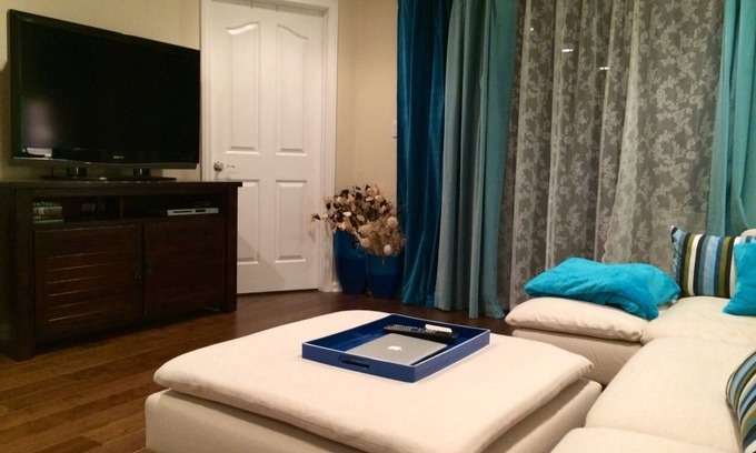 Sherman Oaks Apartamento | Gran lugar! ¡Moderno de dos habitaciones! CERCA DE LA MEJOR LA Y DISNEY LAND PUEDE OFRECER