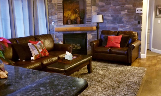 Park City Condominio | Excelentes tarifas! Condominio de lujo - estacionamiento subterráneo