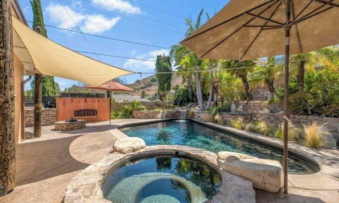 Simi Valley Casa | Great Resort Type Stay!