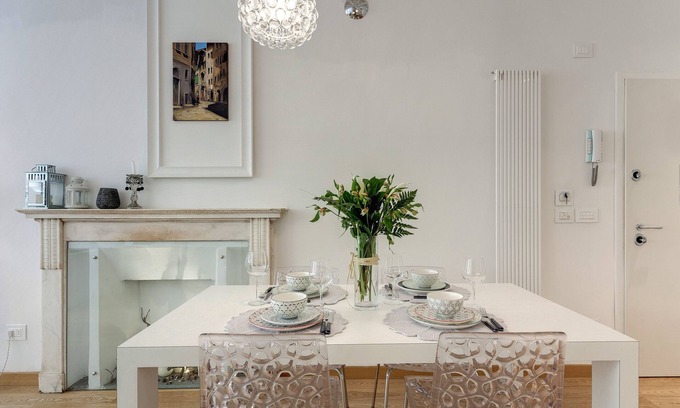 Santa Croce Apartamento | DISEÑO Y ELEGANCIA 5 ESTRELLAS EN EL CENTRO HISTÓRICO - WIFI - GARAJE GRATUITO
