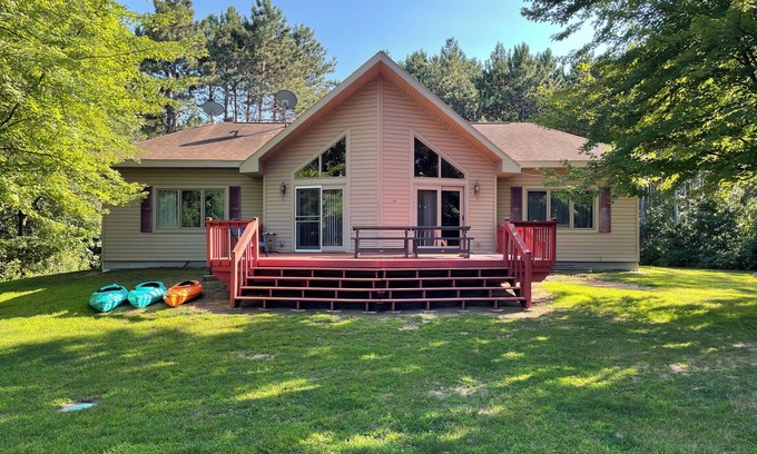 Necedah Casa | Great Summers By The Lake