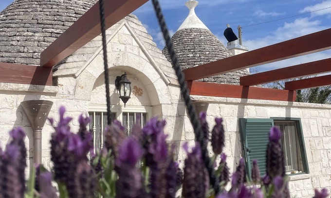 Martina Franca Villa | ¡Gran casa trullo en el paisaje de Apulia!