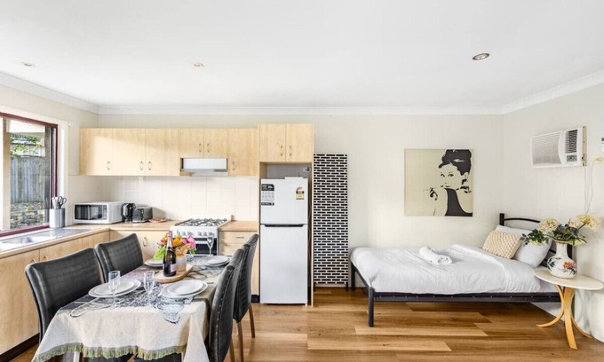 Heritage Park Casa | Great value! Stylish 2BR Granny Flat@Heritage Park