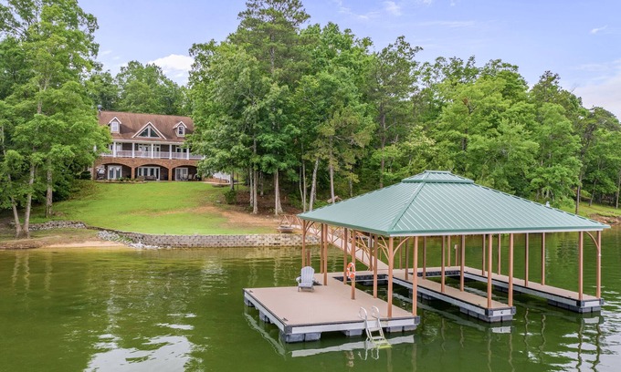 Stoney Point Landing Casa | Smith Lake Rentals & Sales - GRANDES VISTAS - Magníficas vistas del lago