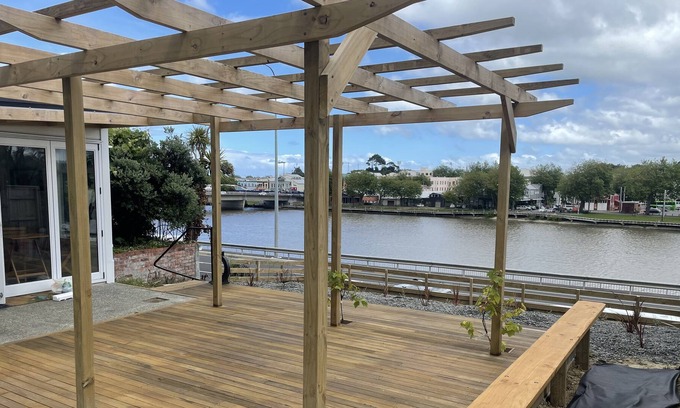 Whanganui Casa | Great views close to the centre of town
