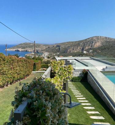 Kaki Thalassa Casa | Greek Sea Villas Kaki Thalassa 400m to the beach ,Athens