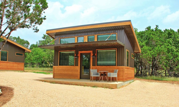Wimberley Cabaña | Green Acres Cottages Gruene - New Affordable Suite Near Wedding Venues!