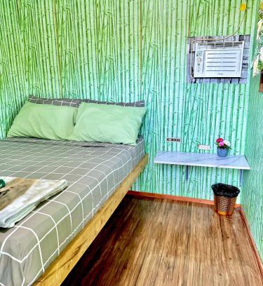 Basdiot Casa | Green Acres Village Cabin Rental with Air conditioner