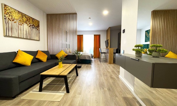 Sinaia Apartamento | Green Charm Studio