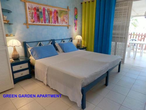 Silver Sands Apartamento | Green Garden Apartment