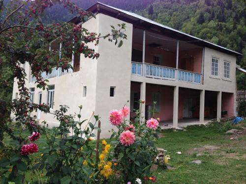 Bagvdanari Casa | Green House Becho