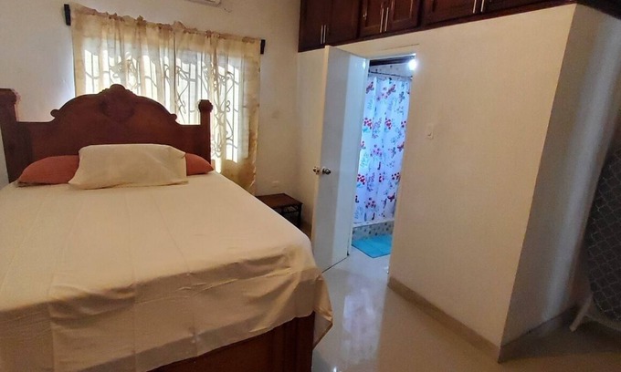 Spanish Town Apartamento | Green Paradise-A home away from home